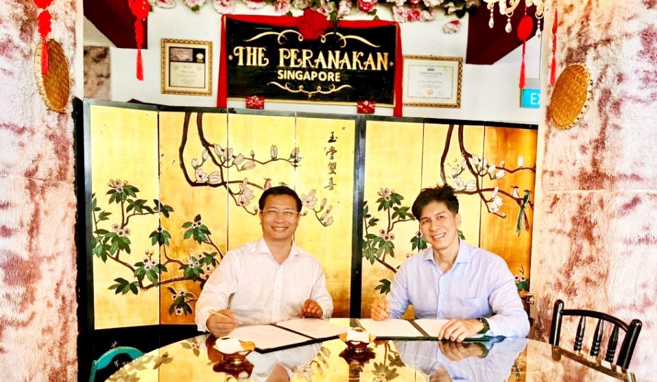 The Signing Ceremony of the Memorandum of Understanding (MoU) for cooperation between Institute for Standard and Quality Development Studies (ISSQ) and the Singapore Environment Council (SEC)